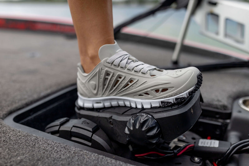 APX Closed Toe Lace Up Water Shoes for Men